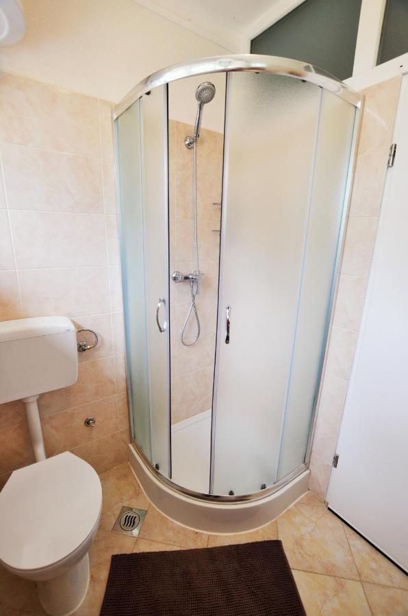 Apartment Leo Umag Zewnętrze zdjęcie