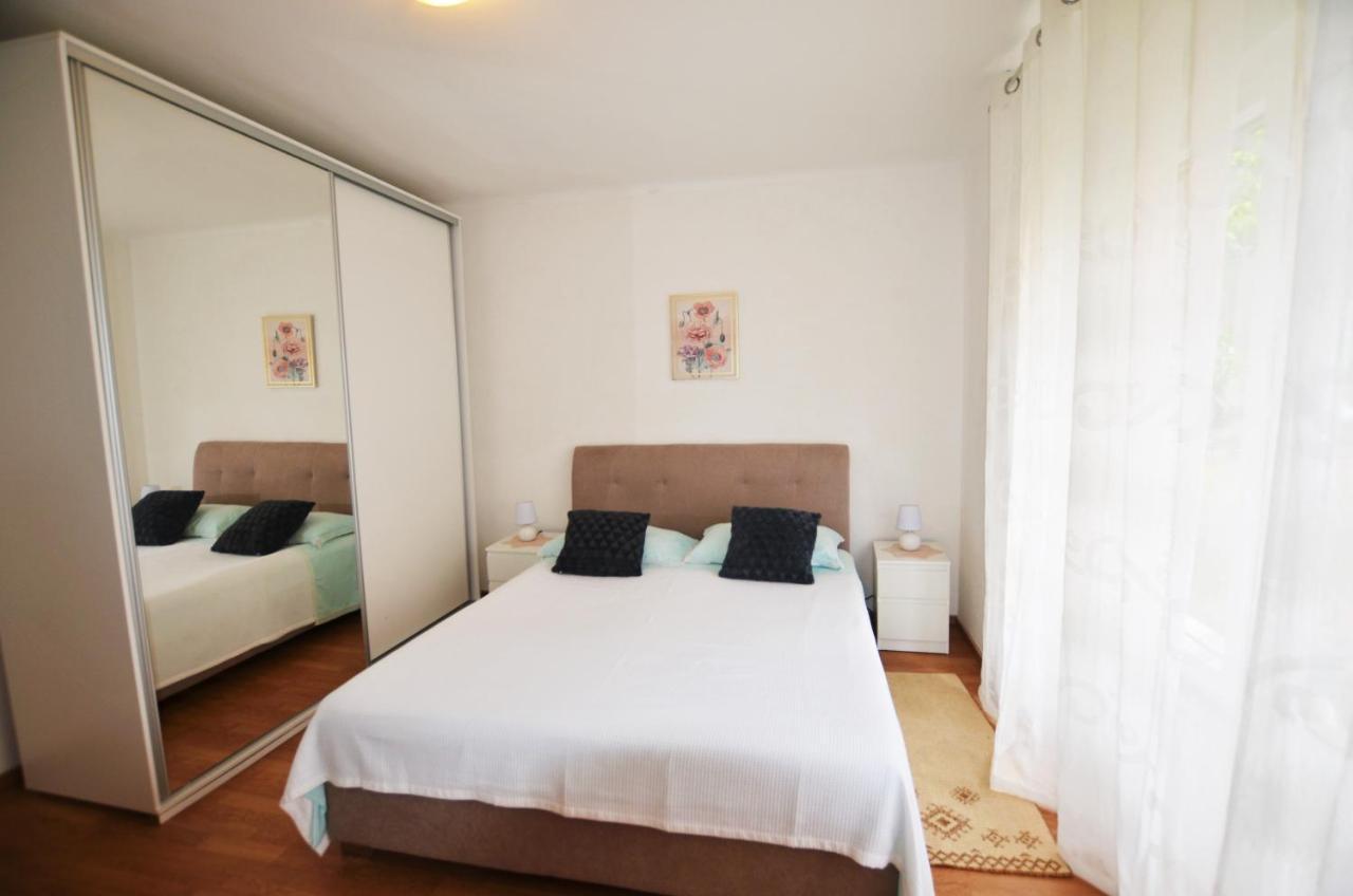 Apartment Leo Umag Zewnętrze zdjęcie
