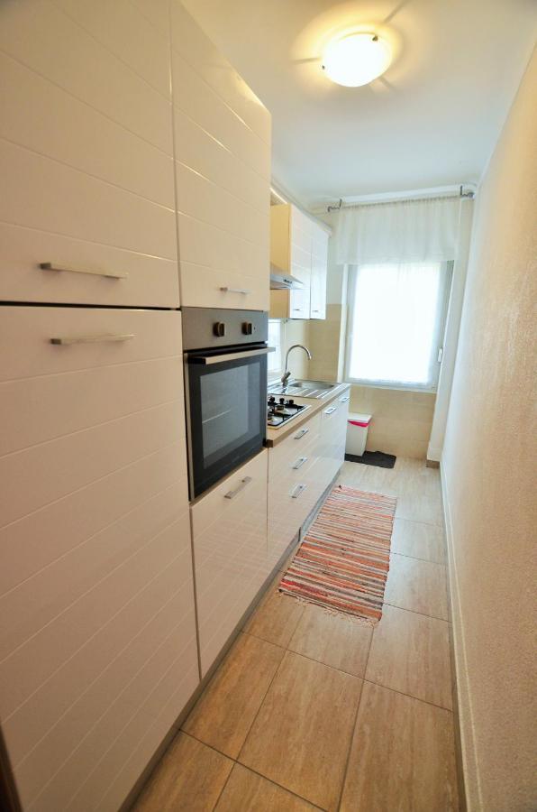 Apartment Leo Umag Zewnętrze zdjęcie