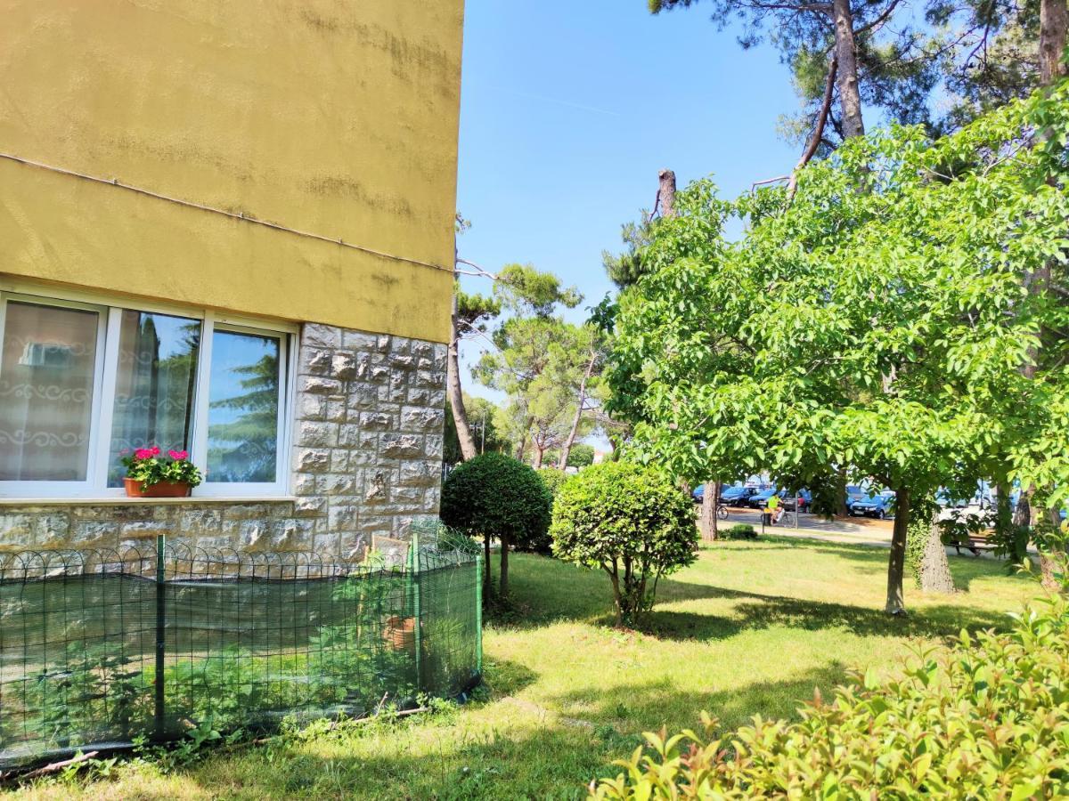 Apartment Leo Umag Zewnętrze zdjęcie